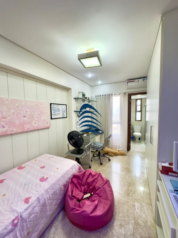 Apartamento, 3 quartos, 245 m² - Foto 2