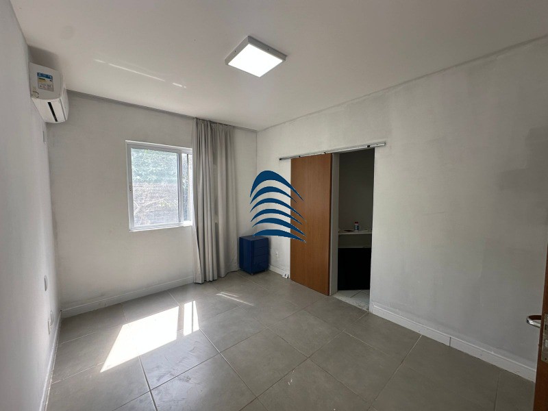 Casa, 4 quartos, 260 m² - Foto 10