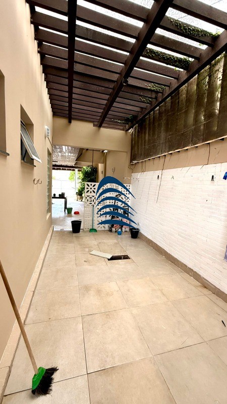 Casa, 5 quartos, 371 m² - Foto 32