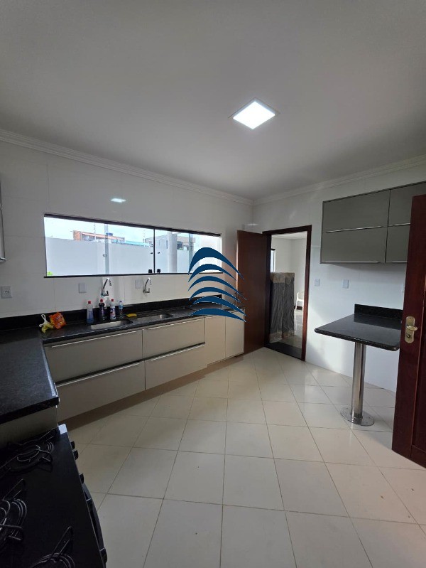 Casa, 4 quartos, 355 m² - Foto 2