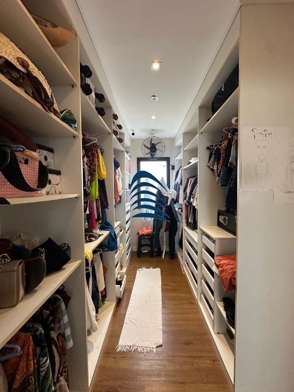 Casa, 3 quartos, 270 m² - Foto 32