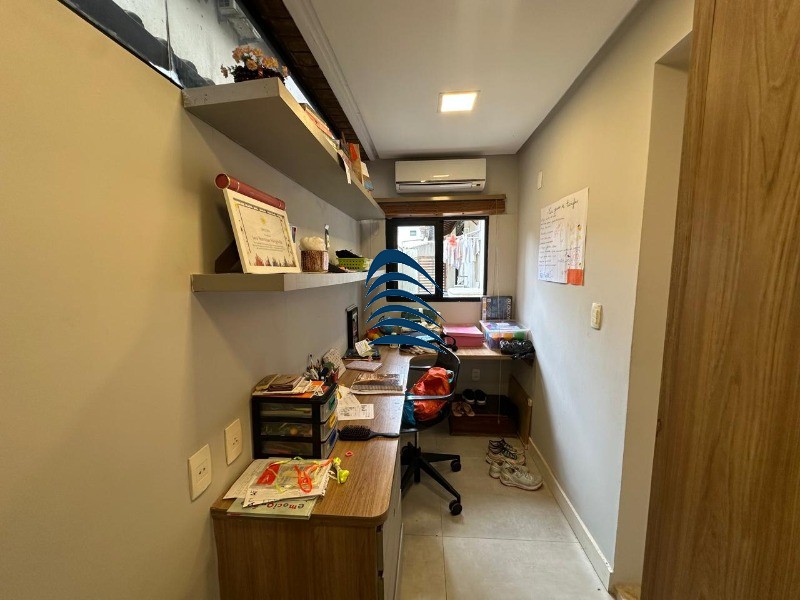 Casa, 3 quartos, 270 m² - Foto 26