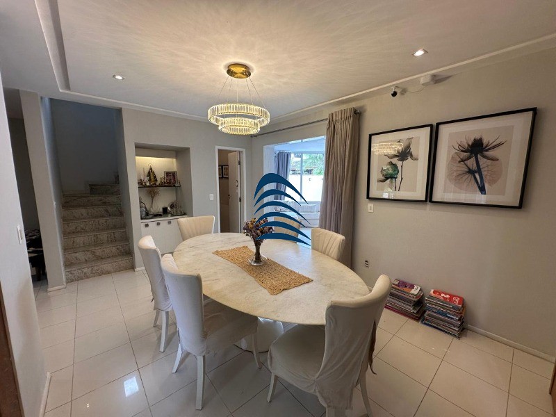 Casa, 3 quartos, 270 m² - Foto 15