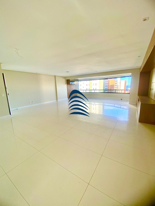 Apartamento, 3 quartos, 197 m² - Foto 1