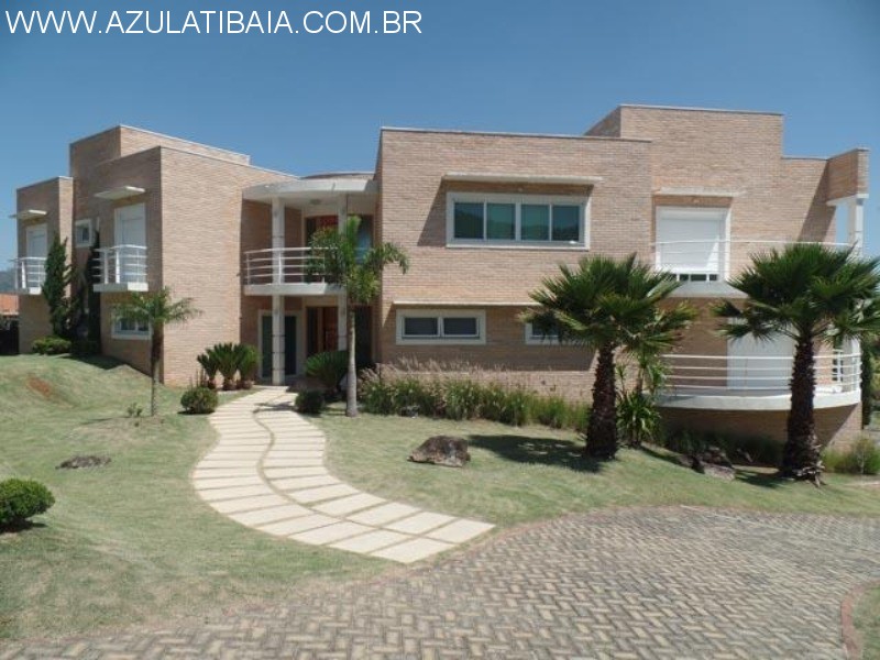 Casa à venda com 7 quartos, 600m² - Foto 1