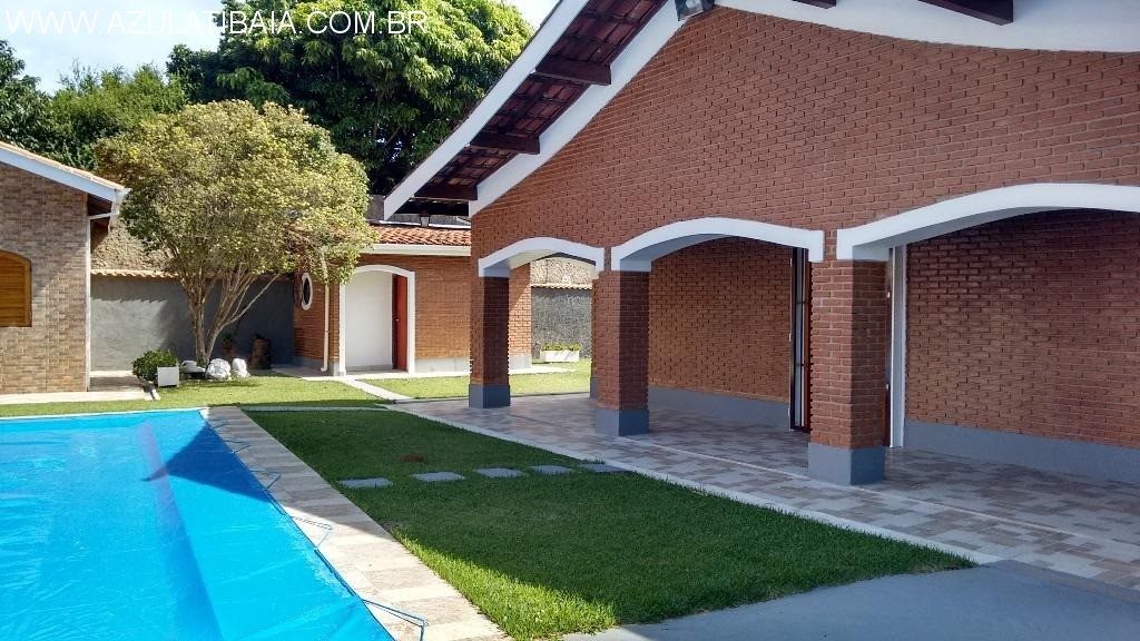 Casa em Atibaia, Vila Santista, 5 dormitórios, 1.000m² de terreno