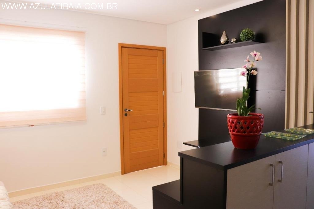 Casa à venda com 2 quartos, 52m² - Foto 4