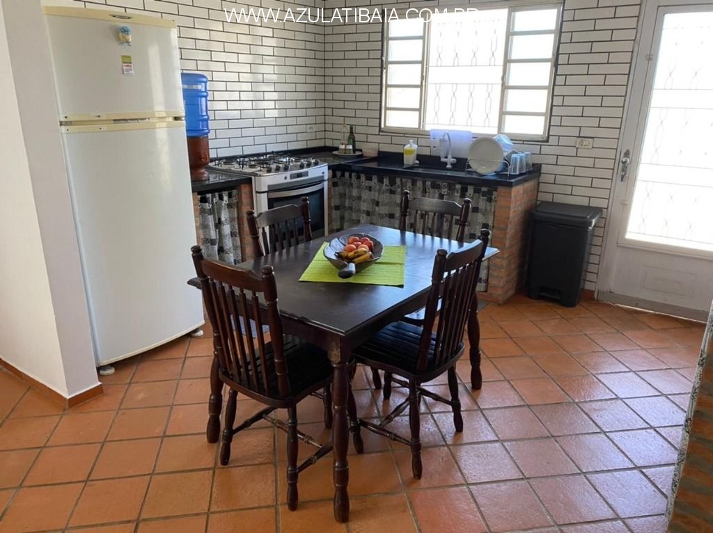 Casa à venda com 3 quartos, 112m² - Foto 3