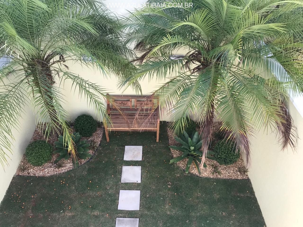 Sobrado novo a venda em Atibaia, Jardim Jaraguá, região da Alameda Lucas Nogueira Garcez...