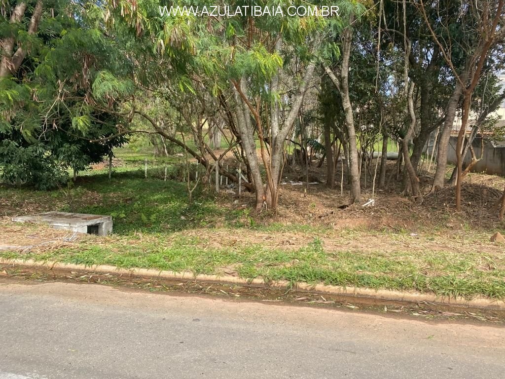 Terreno em Bairro Nobre de Atibaia, facil acesso ao centro da cidade. 460m²