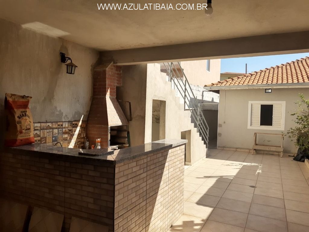 Casa à venda com 3 quartos, 140m² - Foto 1