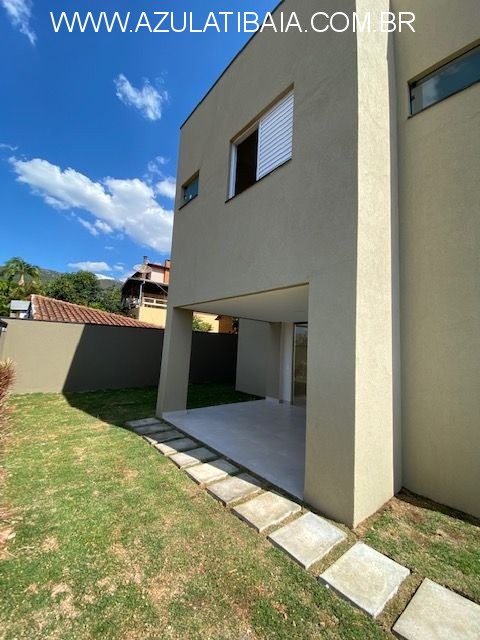 Casa à venda com 3 quartos, 252m² - Foto 18