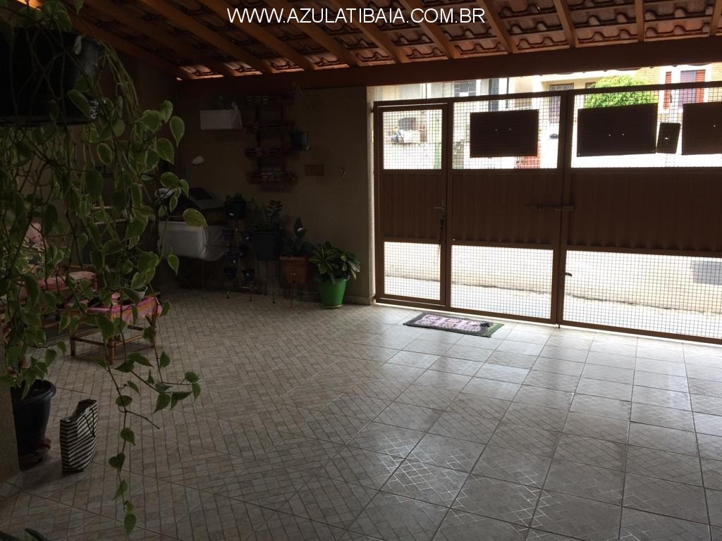 Casa à venda com 3 quartos, 99m² - Foto 2