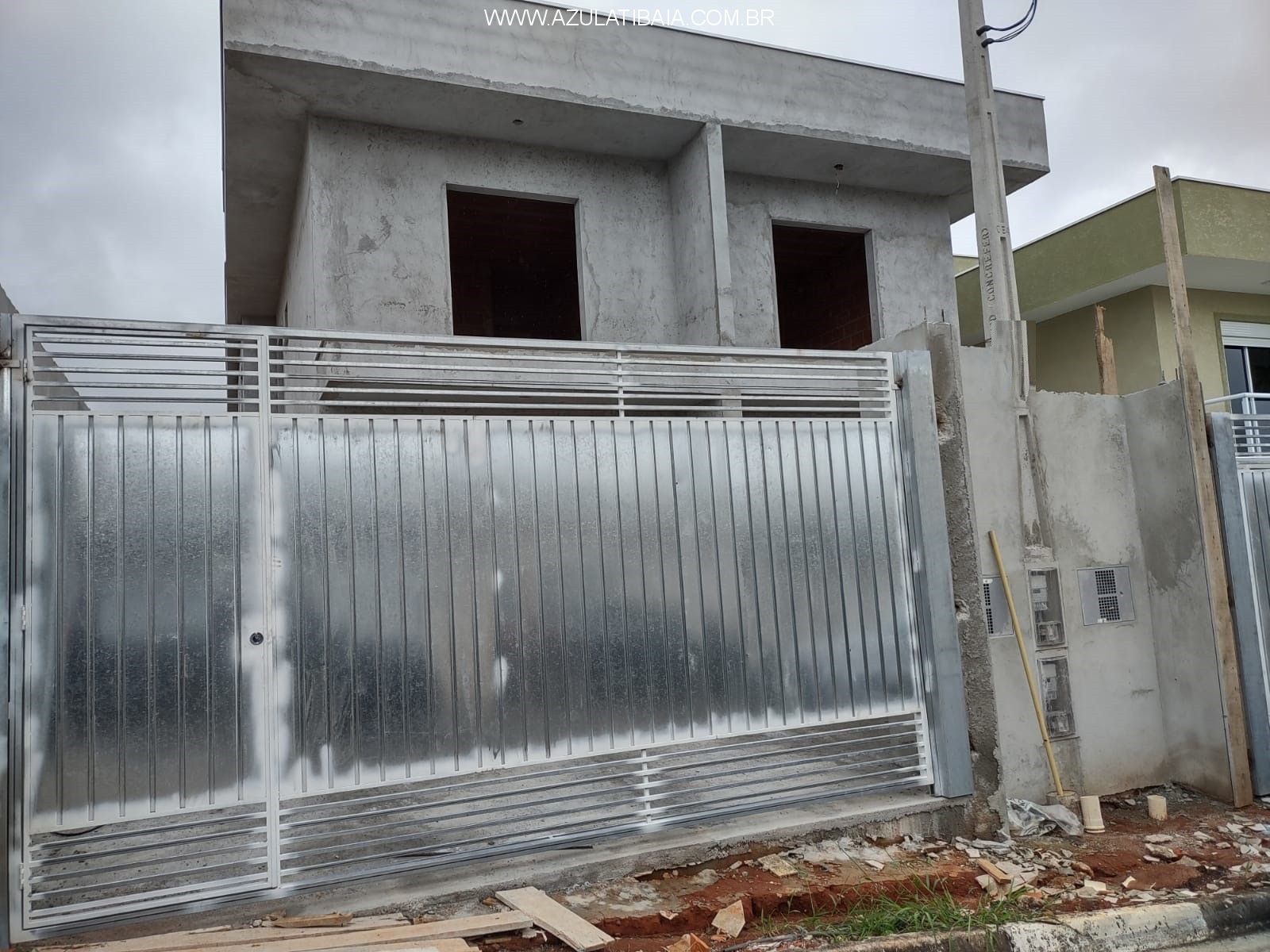 Sobrado novo em Atibaia, Jardim Jaraguá, região alameda Lucas Nogueira Garcez