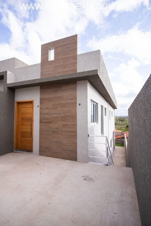 Casa nova, Bairro Jardim São Felipe bairro em expansão com comércio local e escolas...