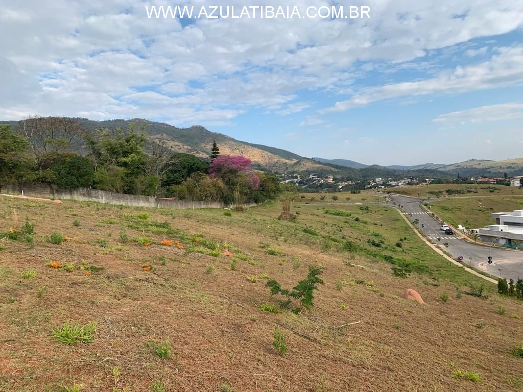 Terreno no condominio Itaporã, Atibaia portaria, rondas, area de lazer, na cidade com facil acesso.