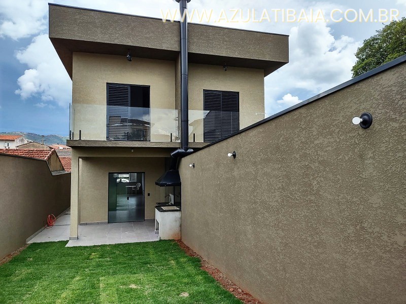 Sobrado 3 suites, ótima localização em Atibaia, Alvinópolis