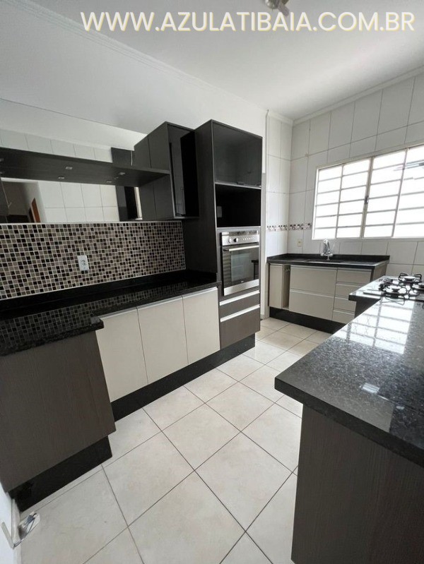 Linda casa no bairro Nova Atibaia bairro residencial com ruas asfaltadas...
