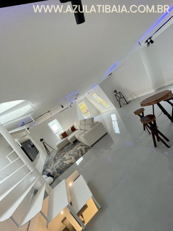 Apartamento triplex a venda no Jardim Floresta. excelente localização, proximo a alameda Lucas ´