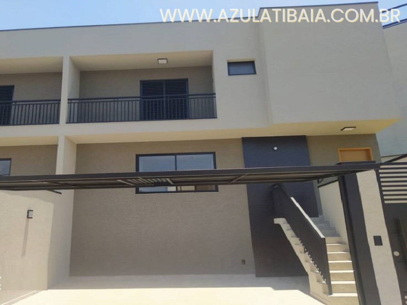 Casa em construção no Jardim Maristela proximo a Alameda Lucas Nogueira Garcez e seus comércios, escolas, bancos...