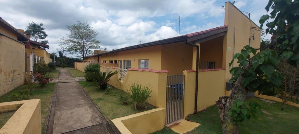 Casa a venda em Atibaia, condominio Almeria jardim colonial,