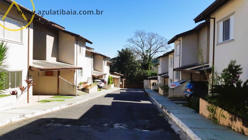 Condomínio conjunto Vila Jardim Estância Brasil, em avenida asfaltada com fácil acesso...
