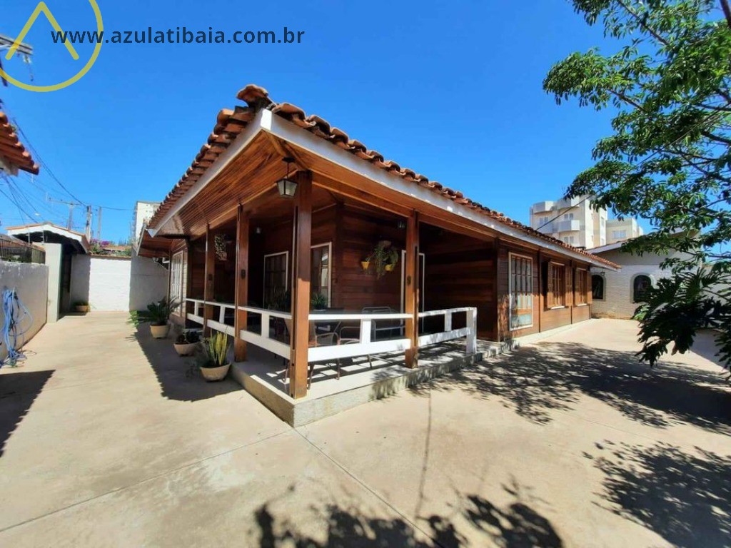 Casa térrea Jardim do Lago em Atibaia excelente localização,