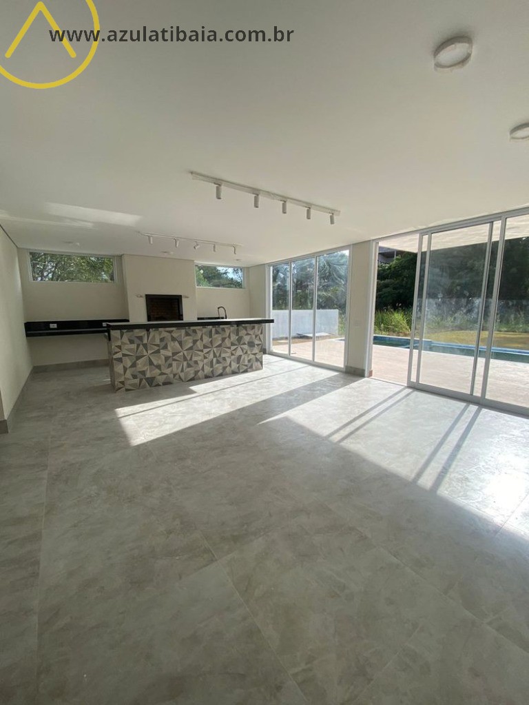 Casa à venda com 5 quartos, 550m² - Foto 1