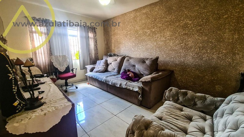 Casa no Jardim Alvinópolis, próximo a comércios, escolas...