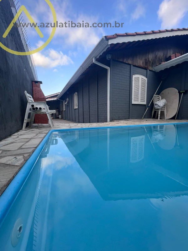 Esta casa residencial semimobiliada é perfeita para você e sua família.
