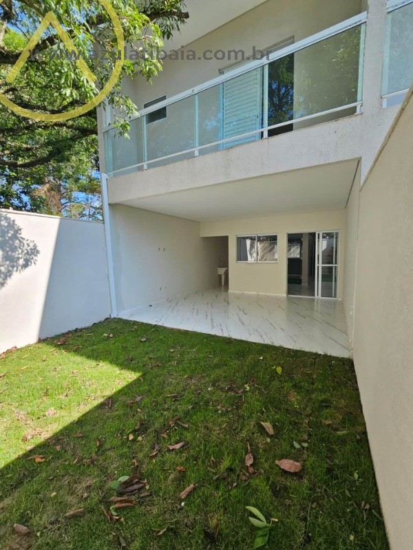 Casa nova com 3 quartos, sendo uma suíte no São Felipe, em Atibaia.
