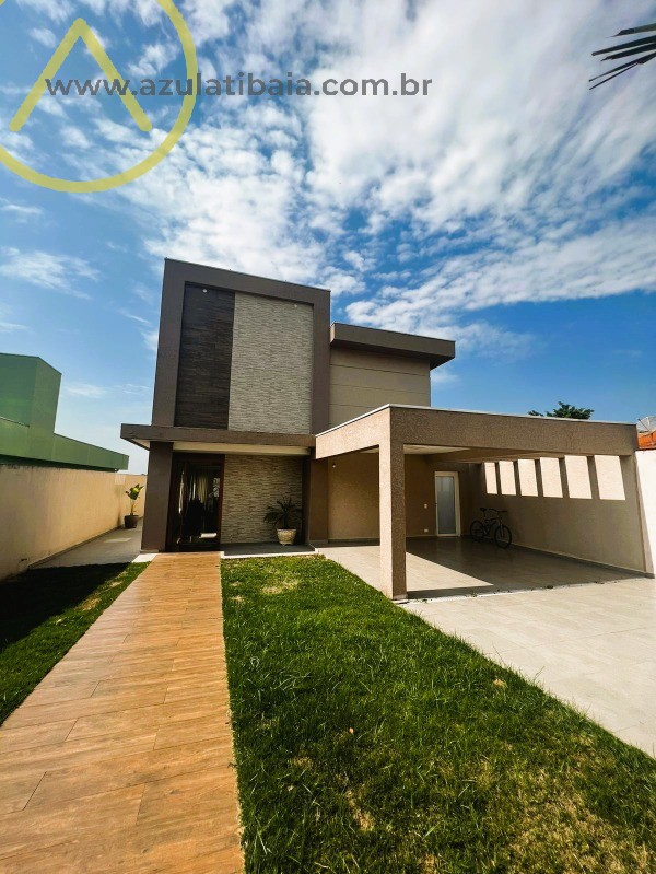 Casa à venda e aluguel com 4 quartos, 252m² - Foto 1