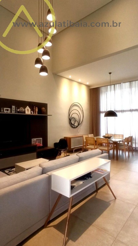 Casa no Jardim do Lago, Excelente localização próximo a Alameda Lucas Nogueira Garcez....