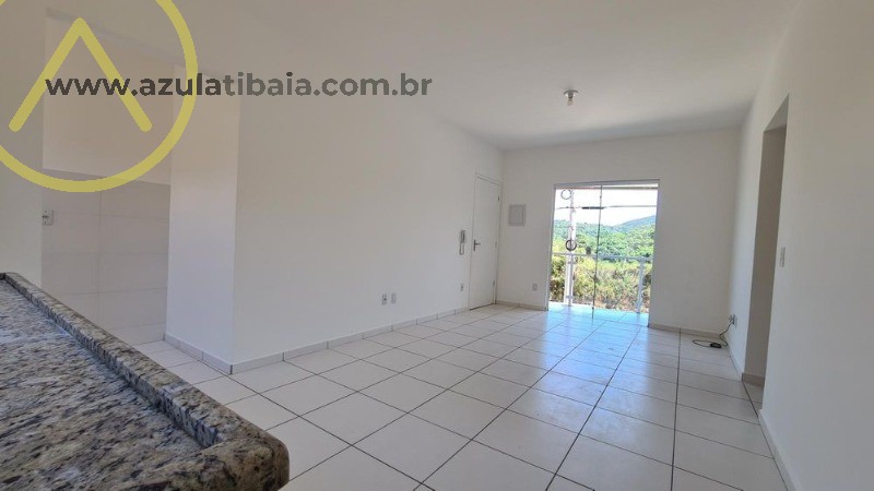 Apartamento à venda com 2 quartos, 67m² - Foto 3