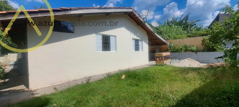 Casa térrea a venda em Atibaia,