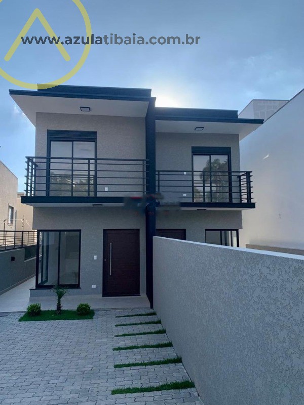 Casa em uma ótima localização de Atibaia! Próximo ao comércios, escolas, bancos...Jardim do Lago