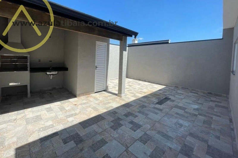 Casa nova em construção, Nova Atibaia bairro residencial de ruas asfaltadas