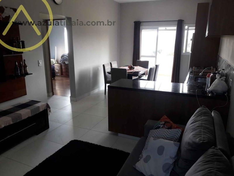 Apartamento à venda com 2 quartos, 65m² - Foto 3