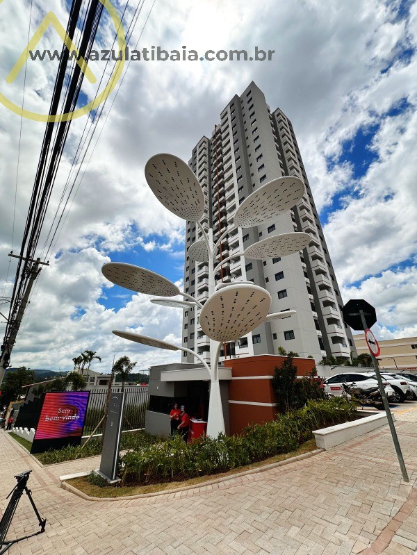 2 suites, excelente acabamento, um clube de lazer.