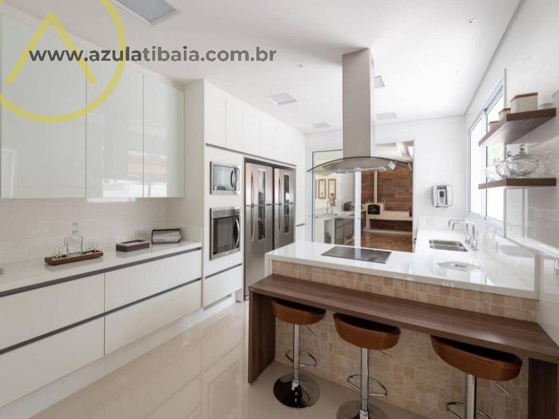 Casa à venda com 9 quartos, 1480m² - Foto 10