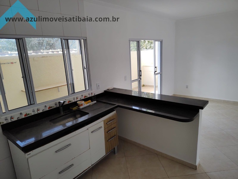 Casa à venda com 2 quartos, 71m² - Foto 4