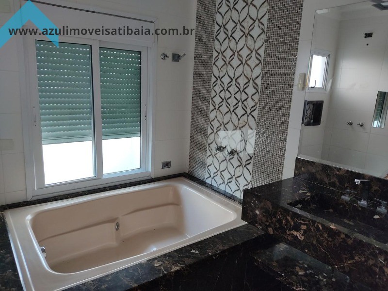 Casa de Alto Padrão à Venda em Condomínio Exclusivo Alpes D` Ouro