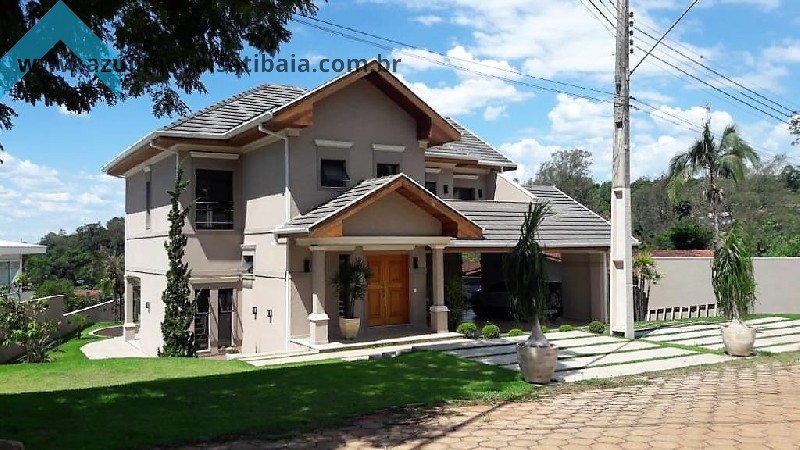 Casa dos Sonhos!! Padrão Americano!! Condomínio com lagos, quadras e campos, segurança 24 h.