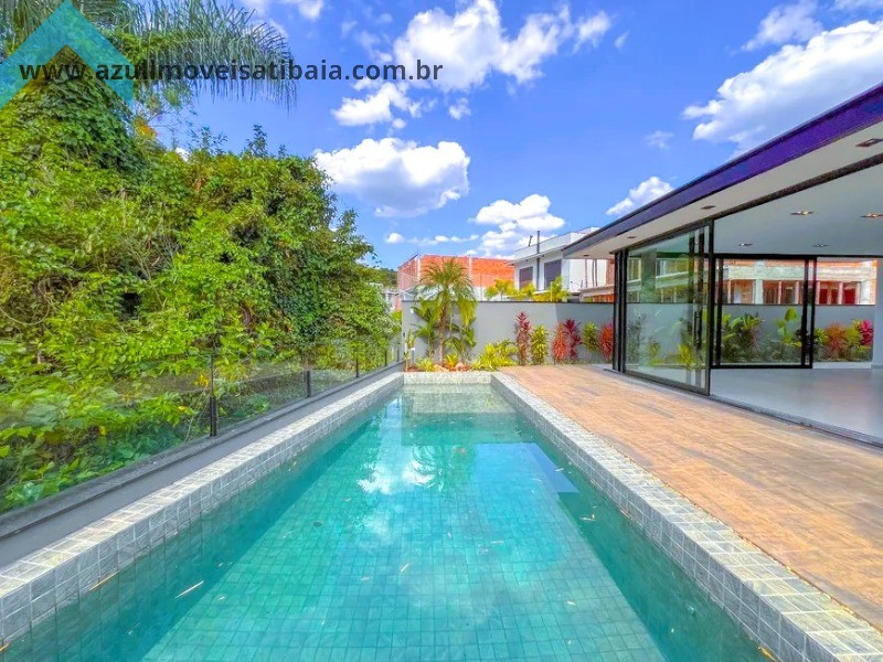 Esta magnífica casa térrea no Condominio Granville Atibaia.