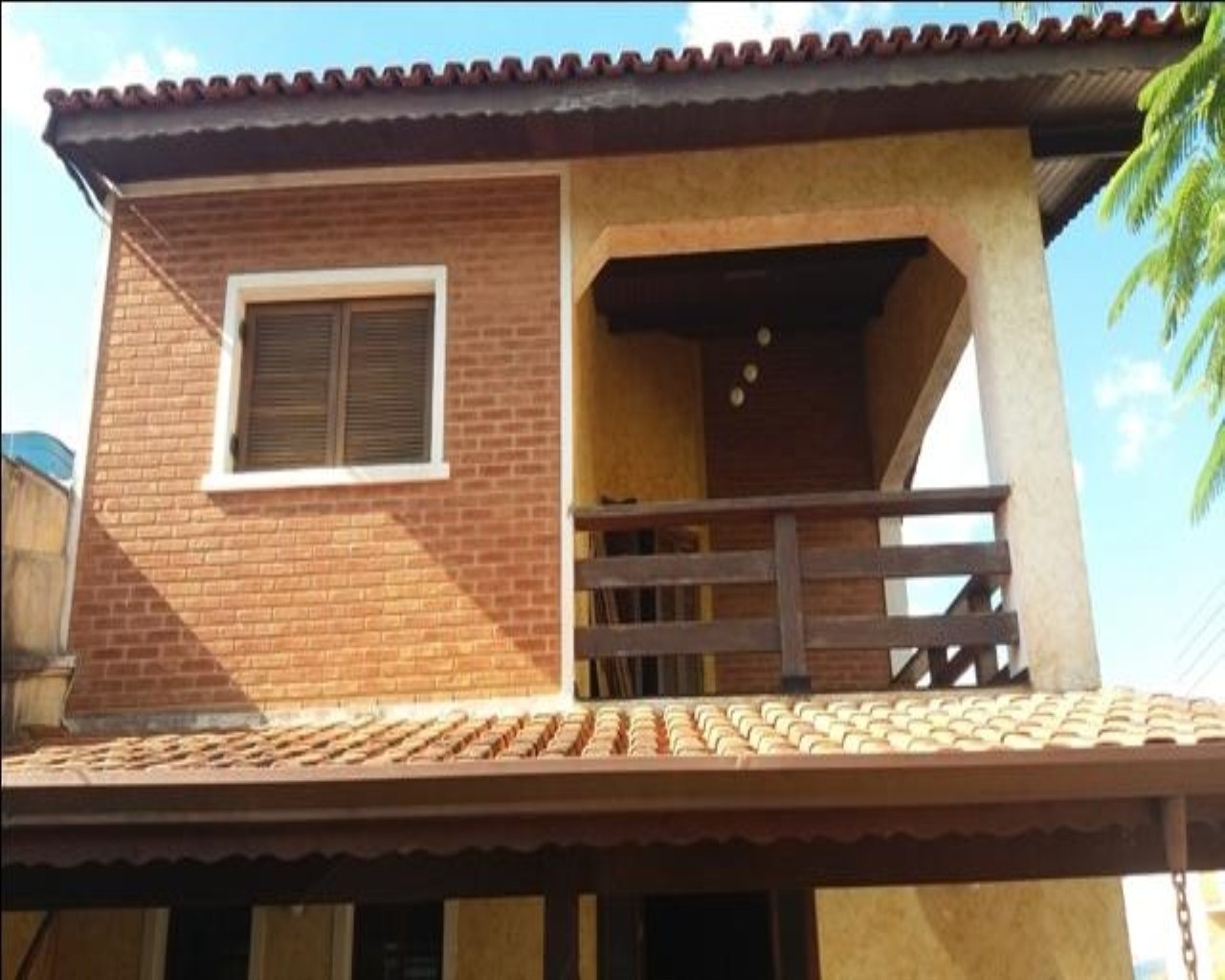 Ótimo sobrado em Atibaia, Jardim das Cerejeiras, próximo avenida comercial e seus comércios, escolas...