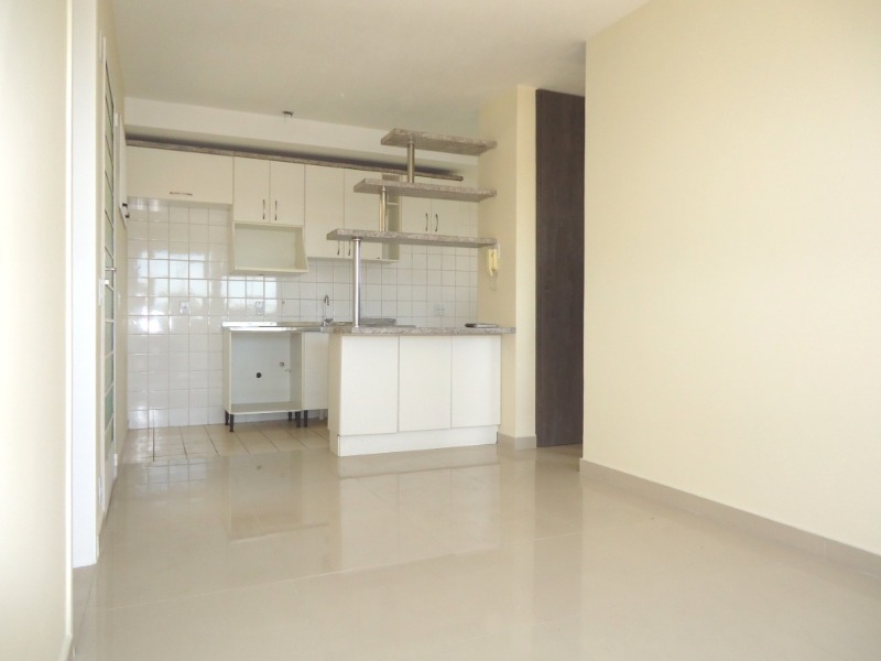 Apartamento à venda com 3 quartos, 60m² - Foto 4