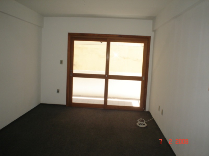 Apartamento à venda com 2 quartos, 69m² - Foto 7