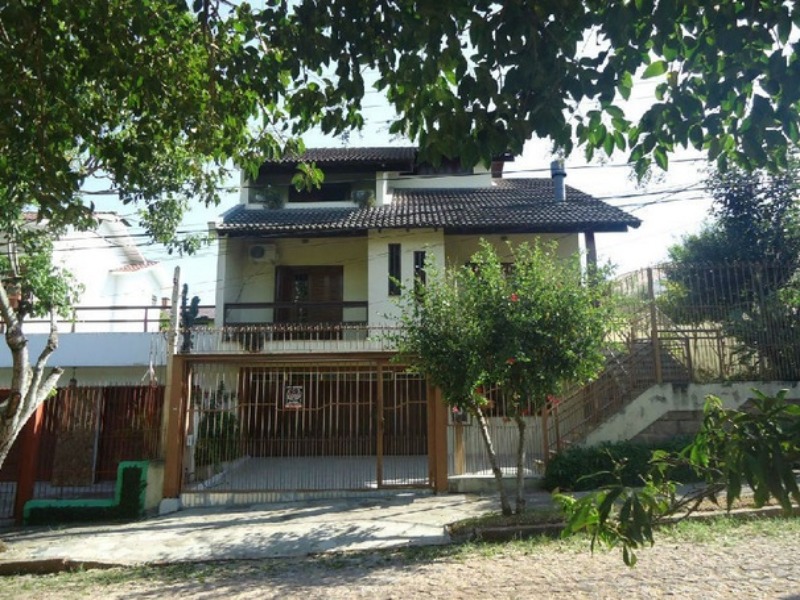 Casa, 3 quartos, 226 m² - Foto 1