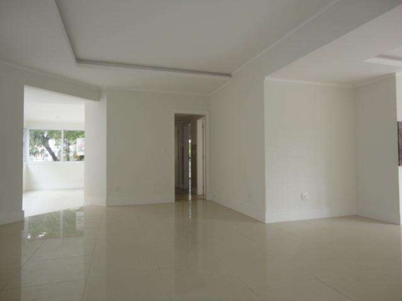 Apartamento à venda com 3 quartos, 144m² - Foto 8