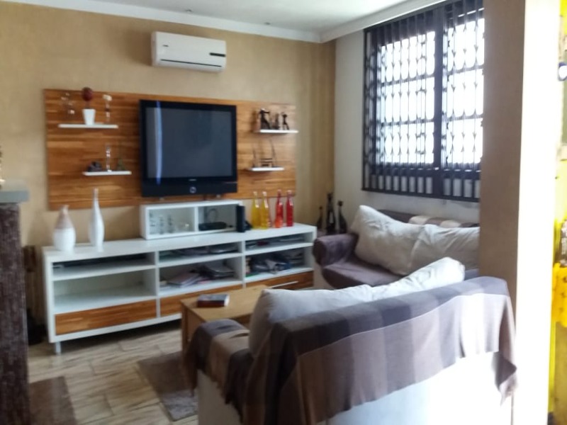 Casa, 3 quartos, 200 m² - Foto 1